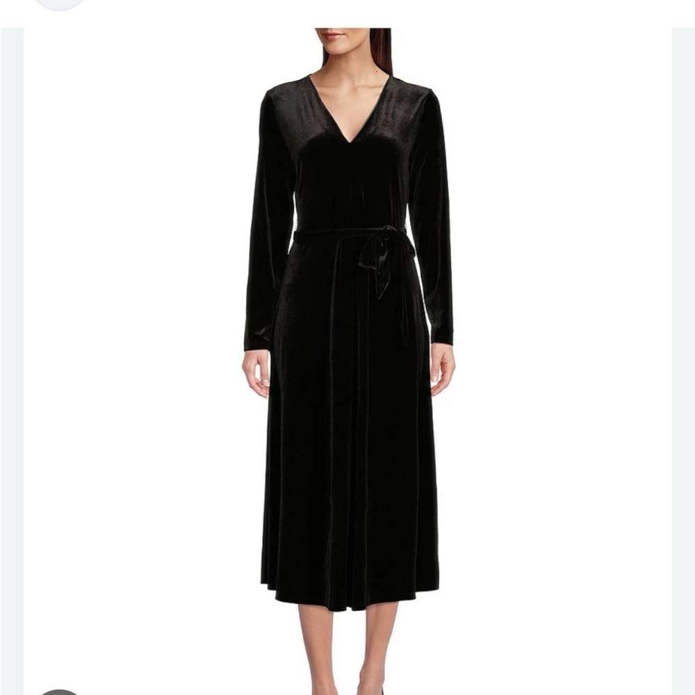 Preston & York Elegant Black Long Sleeve Velvet Dress